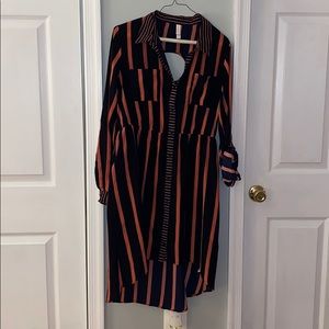 Hi/low dress collared striped dress